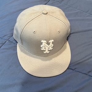 Gray and White Mets Fitted